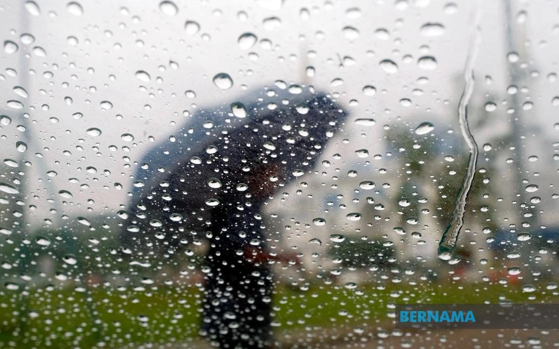 MetMalaysia Issues Severe Weather Alert for Five States as Thunderstorms Sweep Region