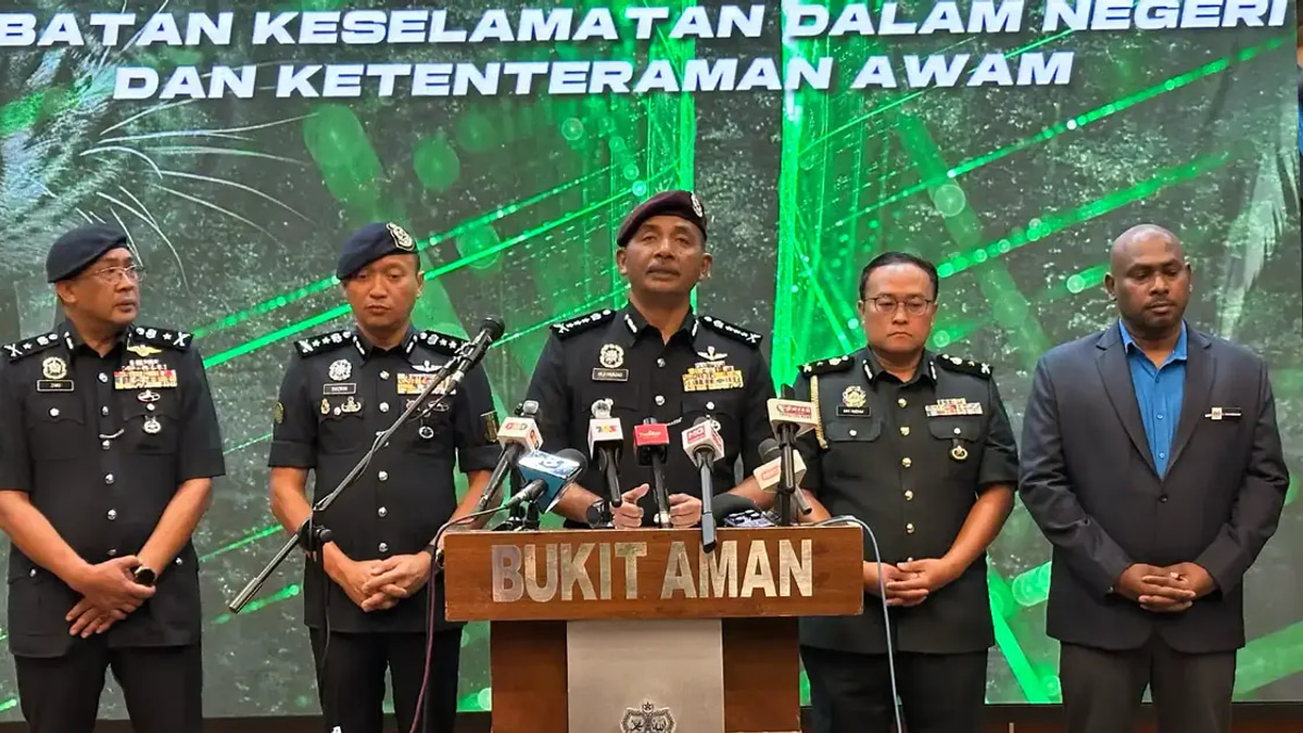 Police bust major smuggling ring, seize RM13 million in contraband from China
