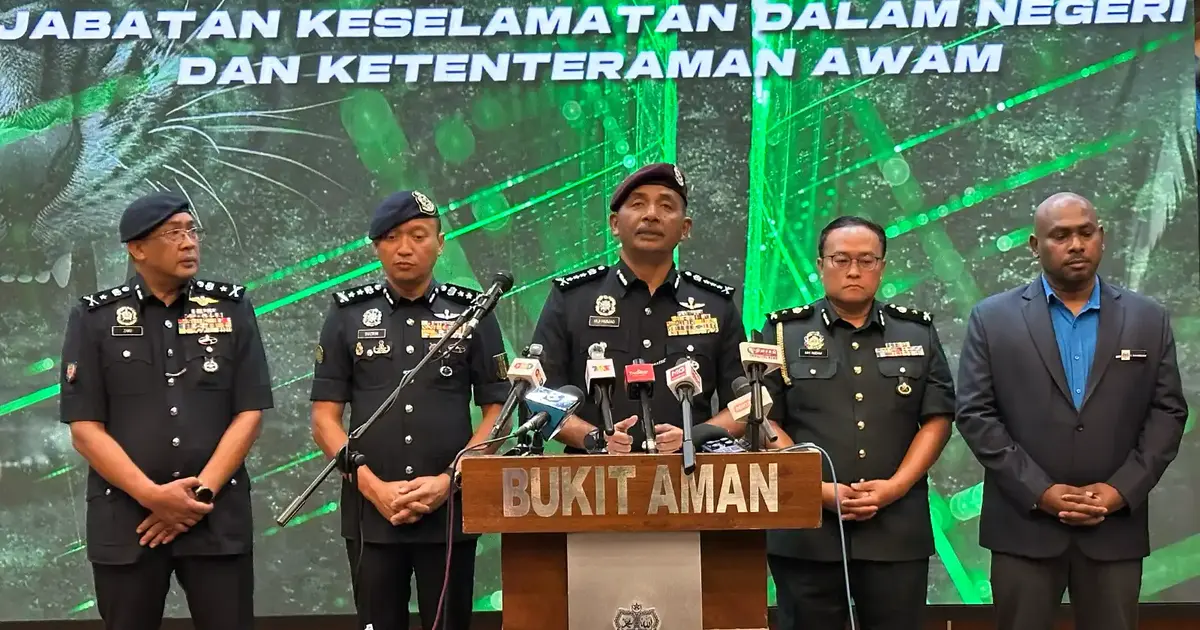 Police bust major smuggling ring, seize RM13 million in contraband from China