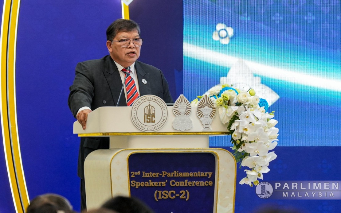 Malaysia's Parliament Speaker Warns of Climate Crisis, Calls for Bold Action on Education and Technology