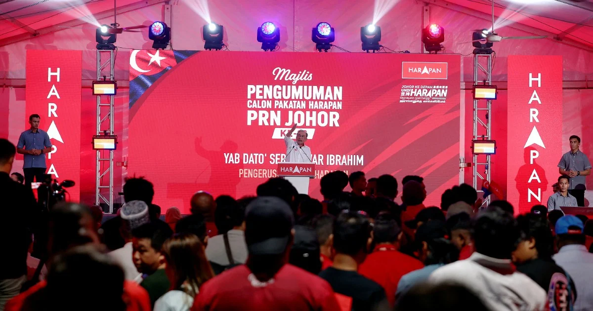 Anwar Calls for Political Contest Free of Royal Involvement in Johor Election