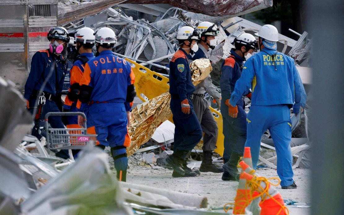 Japan's Kumamoto Reels From Powerful Earthquake as Rescuers Battle Time, Heat and Aftershocks