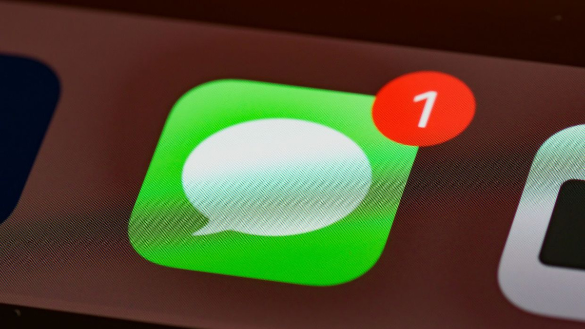 ChatGPT's New iMessage Control Capability Intensifies Privacy Questions for Apple