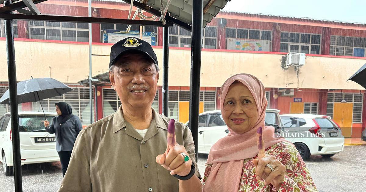 Muhyiddin Targets Strong Johor Turnout Despite Wet Weather Conditions