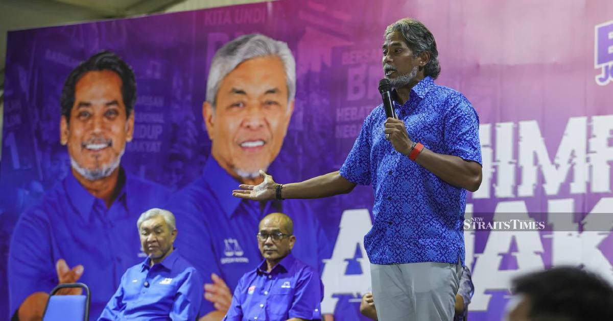 Khairy Attacks PH's Johor Manifesto as 'Copy-and-Paste', Urges Voters to Back BN Original