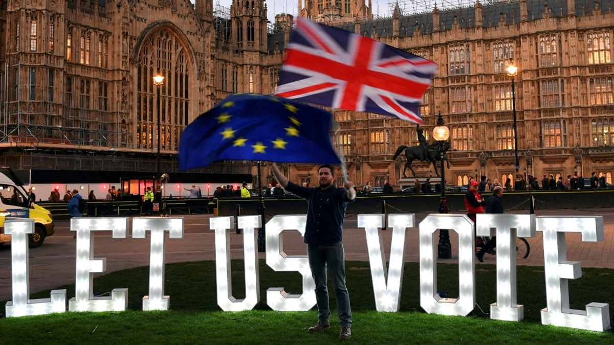 UK Unlikely to Reverse Brexit Course Despite Labour Leadership Change, Says Conservative Peer