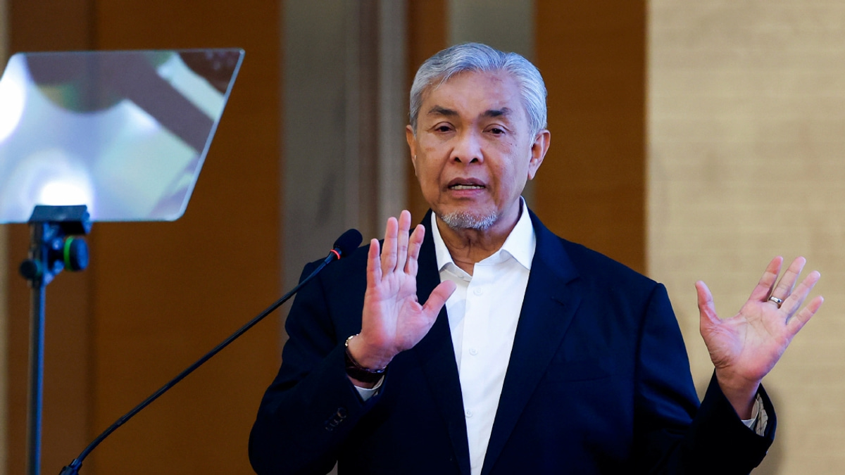 Zahid Urges Political Restraint on Sensitive Issues Ahead of Negri Sembilan Election