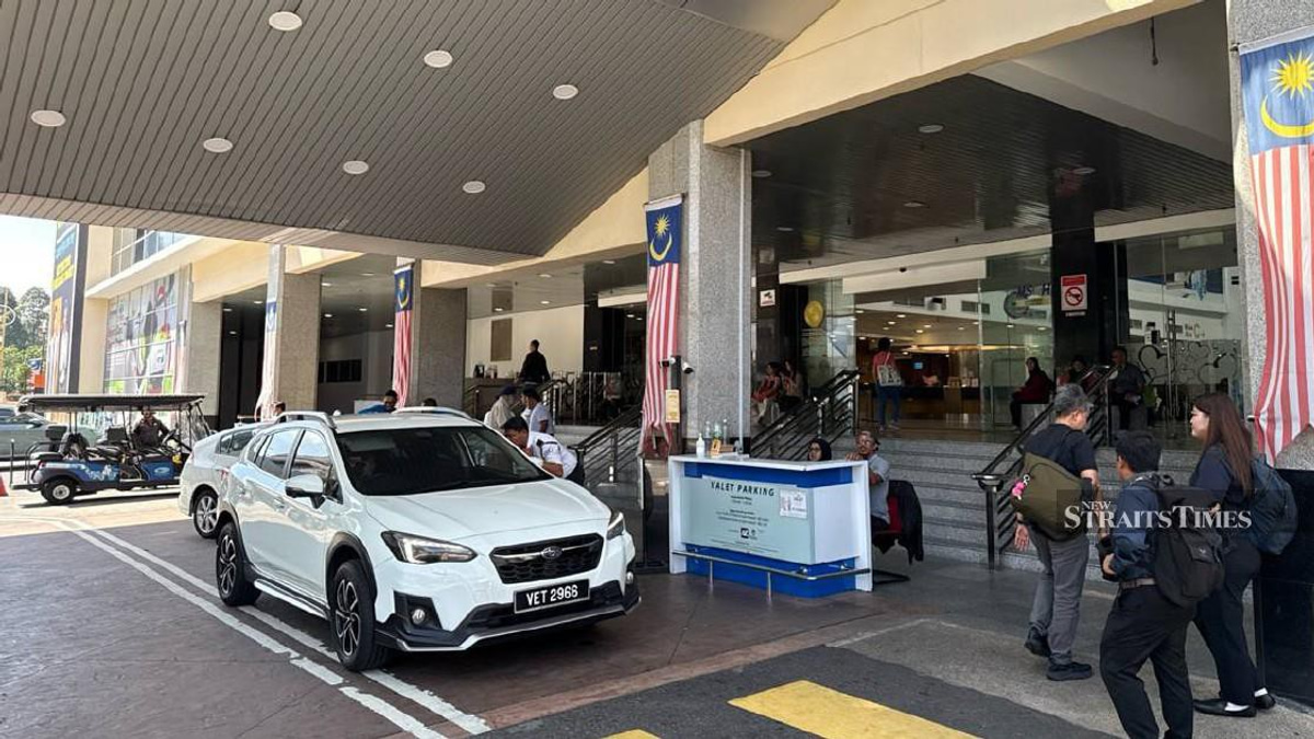 Ismail Sabri's Legal Team Visits Former PM at Heart Institute Following Court Proceedings