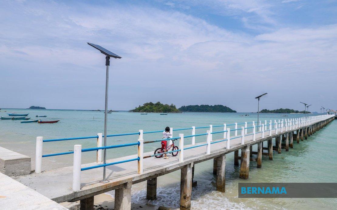 Pulau Tinggi Residents Pin Hopes on New Johor Representative to Fix Crumbling Jetty and Housing Crisis