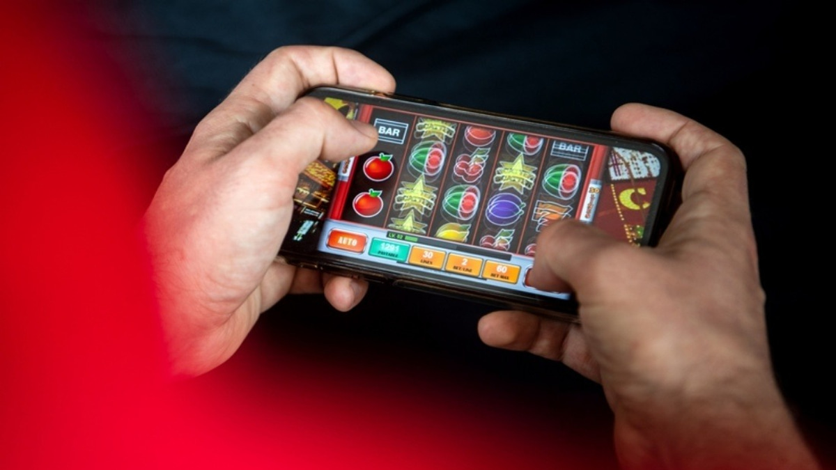 Indonesia Escalates Gambling Crackdown, Blocking 3.7 Million Websites and Closing Thousands of Bank Accounts