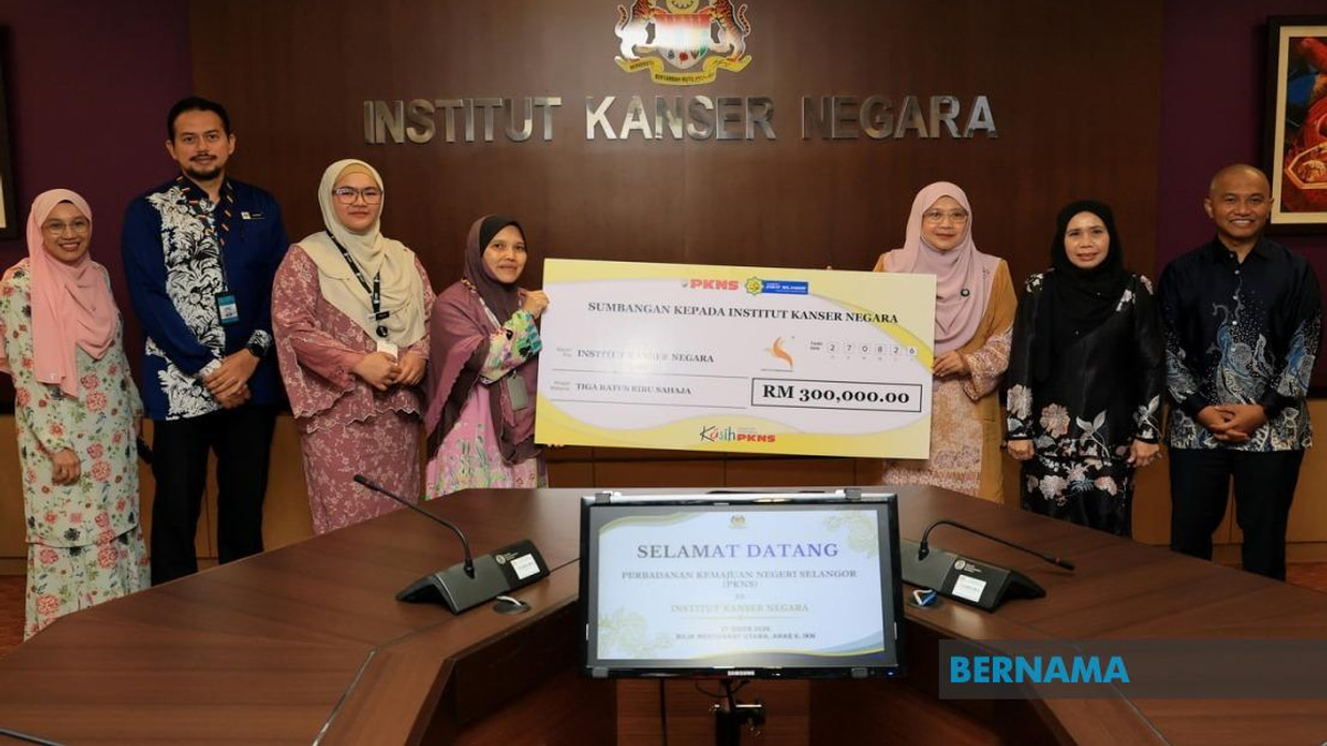 PKNS Channels RM300,000 To Support Cancer Patients At National Cancer Institute