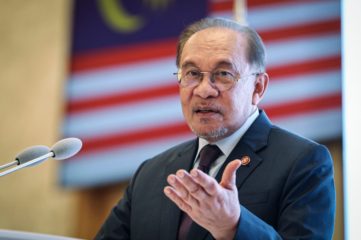 Malaysia Leverages Trading Position as Economic Diplomacy Cornerstone, PM Says