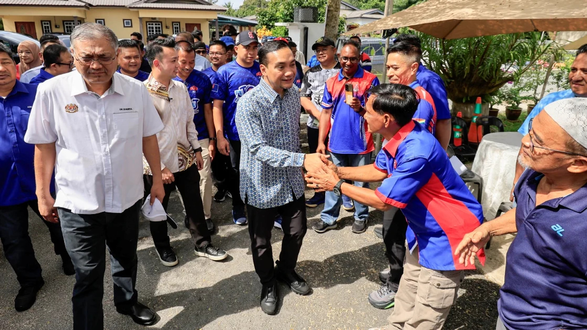 Onn Hafiz Says PAS Free to Chart Own Political Course as Party Backs BN in Select Races