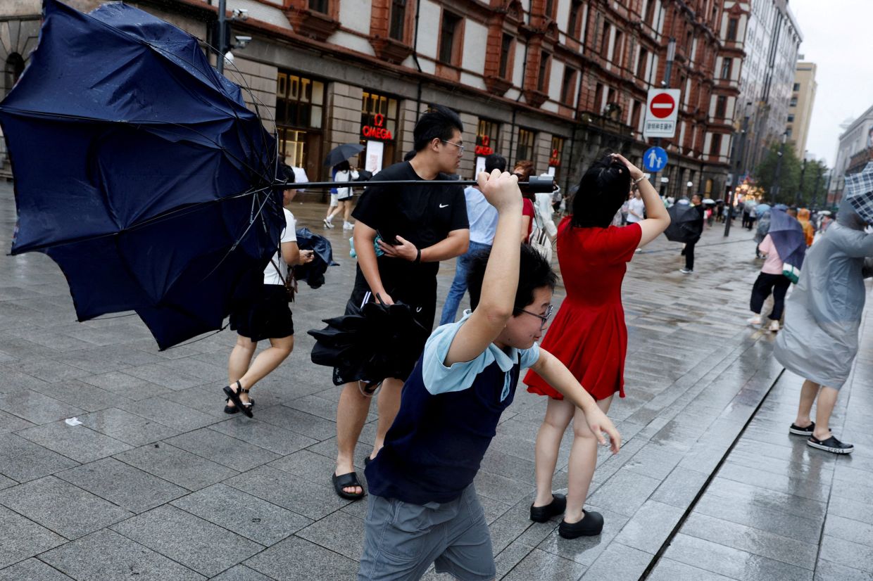 Typhoon Dolphin Batters Eastern China With Record Disruptions as Climate Impacts Intensify