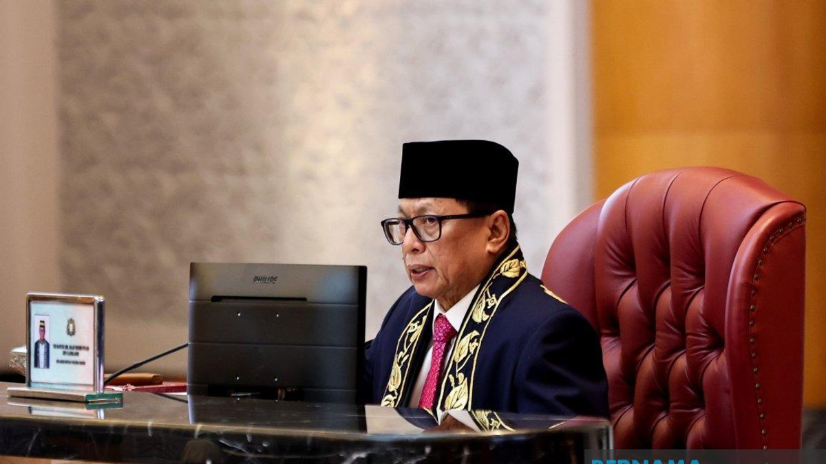 Johor Incumbent Mohd Puad Steps Aside from Rengit Seat