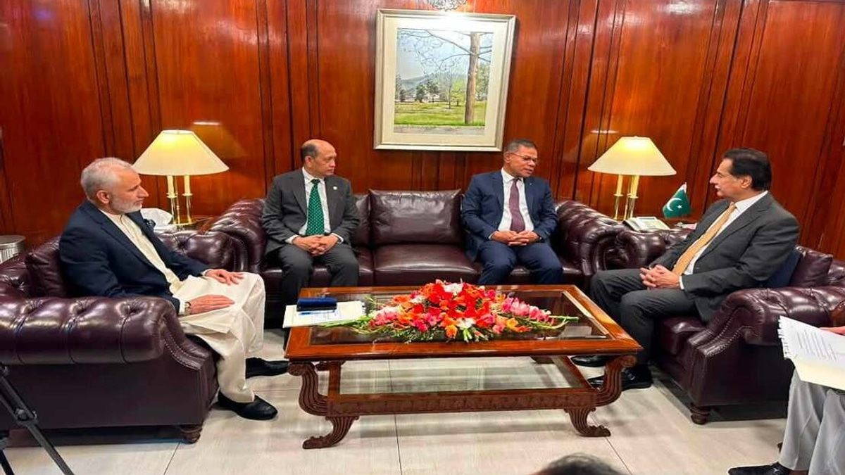 Malaysia and Pakistan Commit to Dialogue and Diplomacy Amid Regional Tensions
