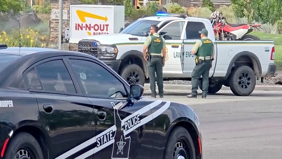 Three Killed, Seven Injured in Shooting at Idaho In-N-Out Burger Restaurant