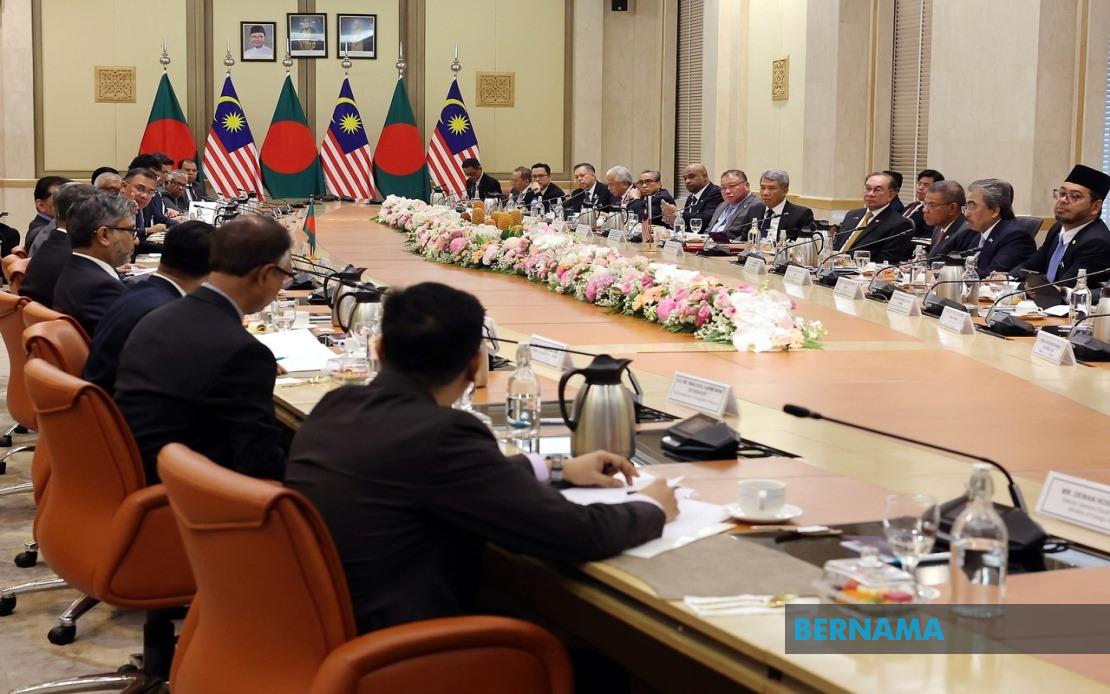 Malaysia, Bangladesh To Expand Cooperation Into AI, Energy, Semiconductors - PM Anwar