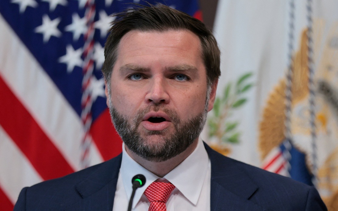 US Demands Iran Restore Gulf Oil Flow and Guarantee Shipping Safety