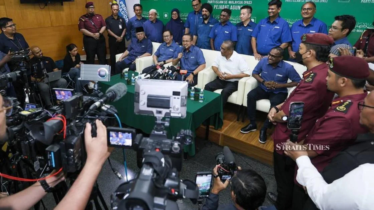 Perikatan Nasional to Finalise Johor Seat Distribution at Crisis Meeting