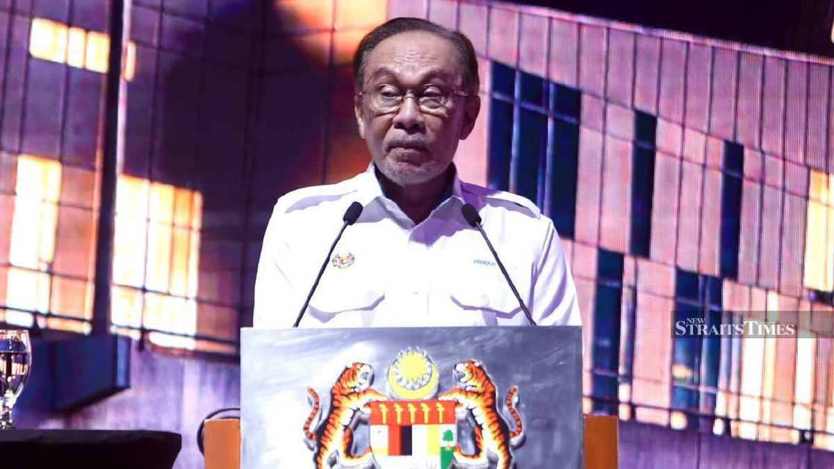 Anwar Urges Greater Creative Freedom While Balancing Malaysia's Values, Culture and Morality