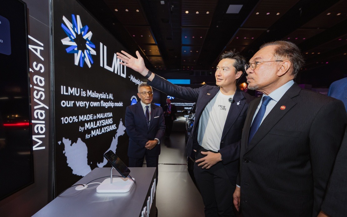 100,000 Young Malaysians To Access Free ILMUchat Pro AI Tool For Three Months