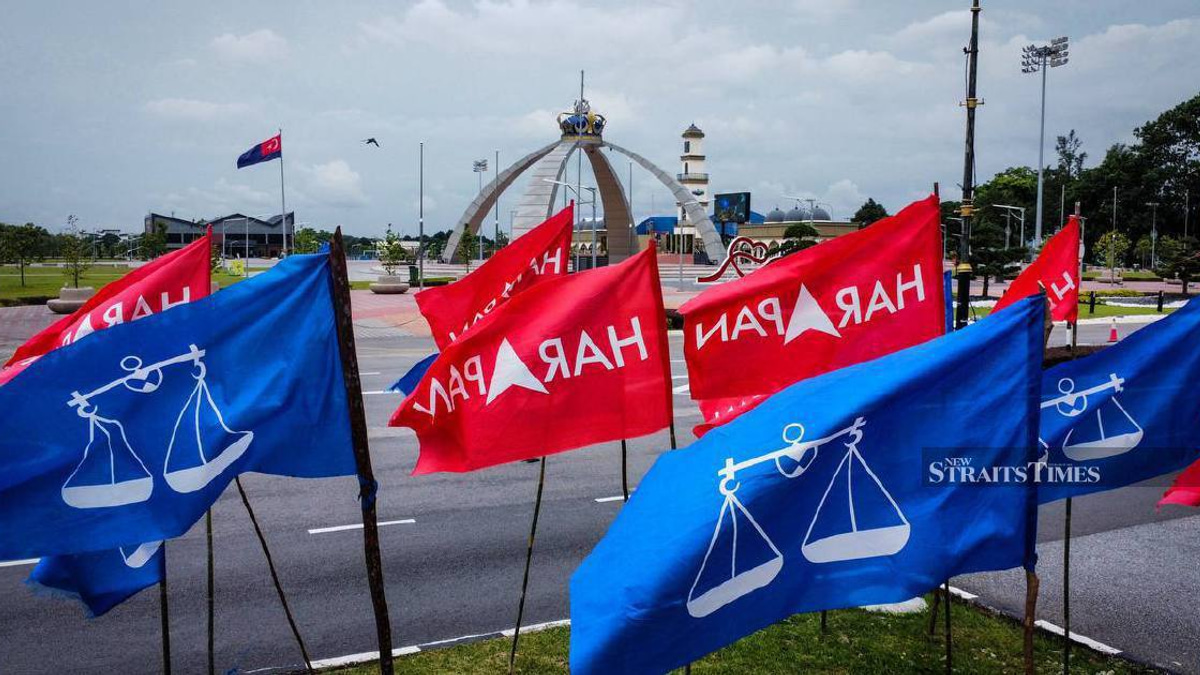 Johor State Election: Barisan Nasional and Pakatan Harapan Locked in Intense Battle for 56 Seats