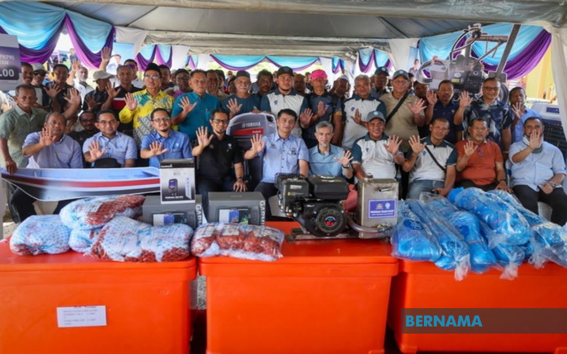 Government Invests RM10 Million in Fishermen Housing Amid Shift Toward Aquaculture