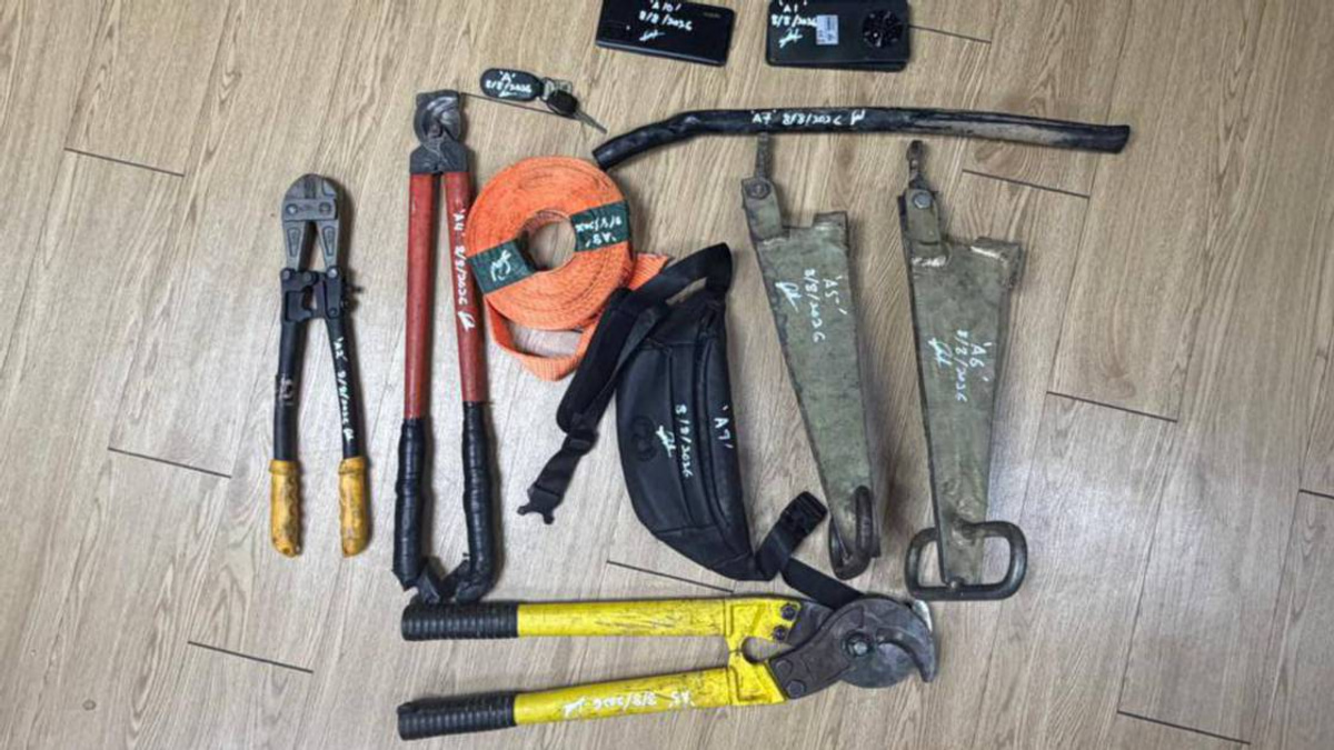 Cable theft suspect apprehended after 50km pursuit ends in Chohong crash