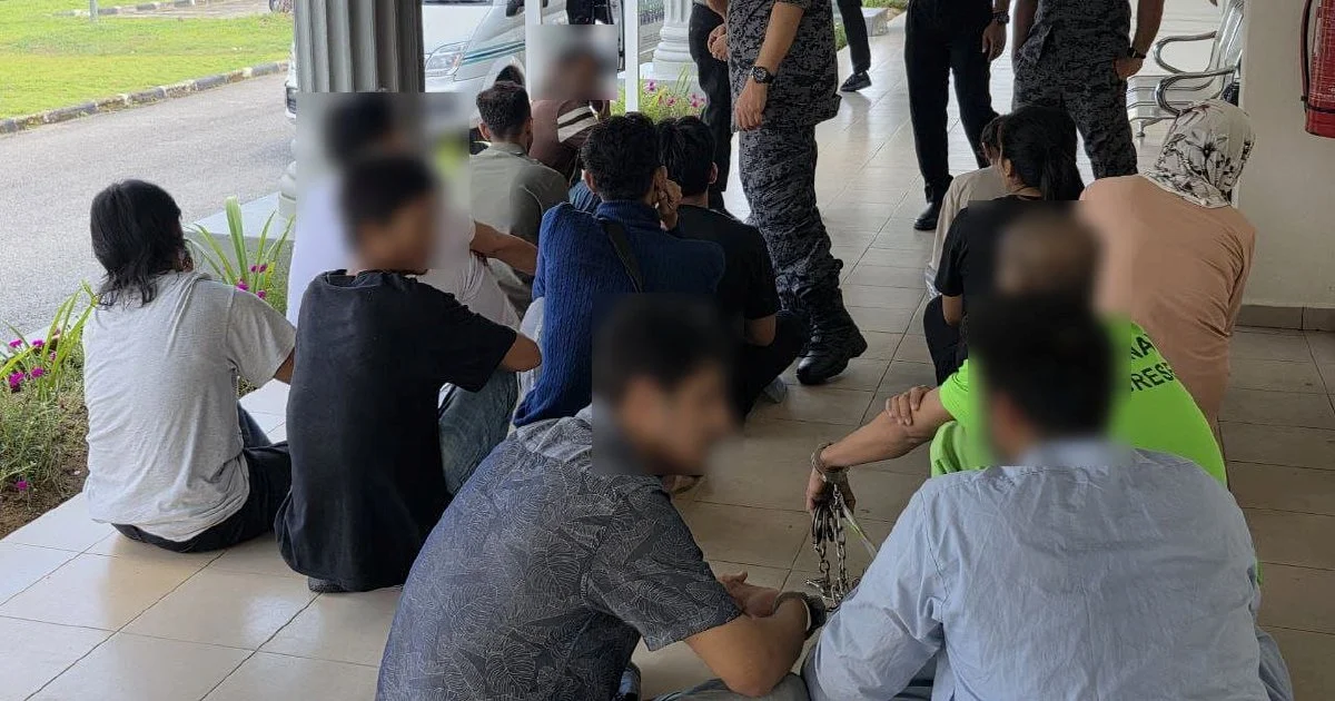 Kelantan Court Charges 12 Undocumented Migrants Over Illegal Entry and Overstay Offences