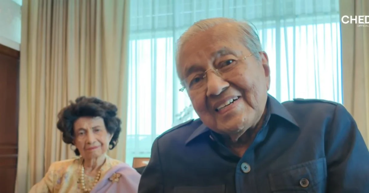Tun Mahathir Expresses Gratitude on Reaching 101, Celebrates Milestone Birthday