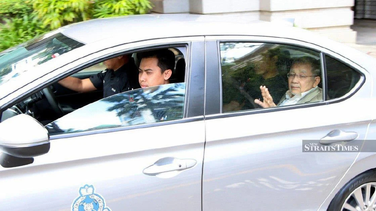 Federal Court to rule on Isa Samad's conviction review bid this Friday