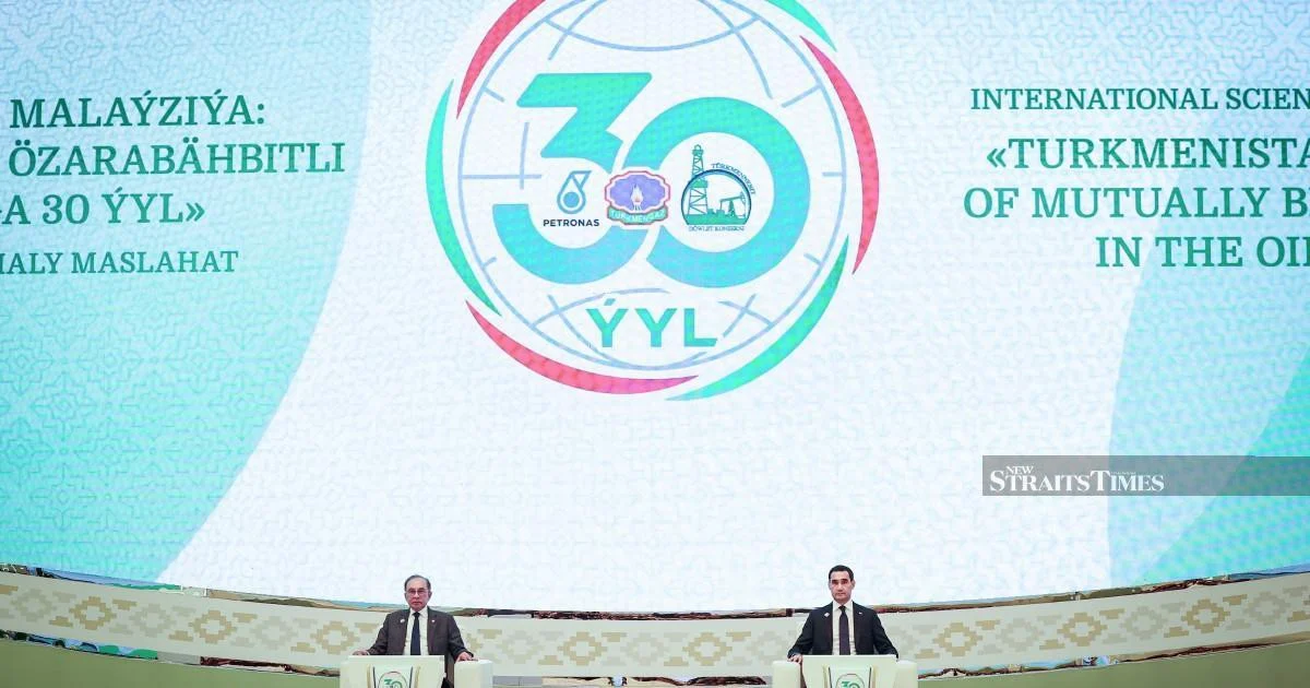 Malaysia Deepens Energy Ties with Russia and Turkmenistan Under Anwar's Leadership
