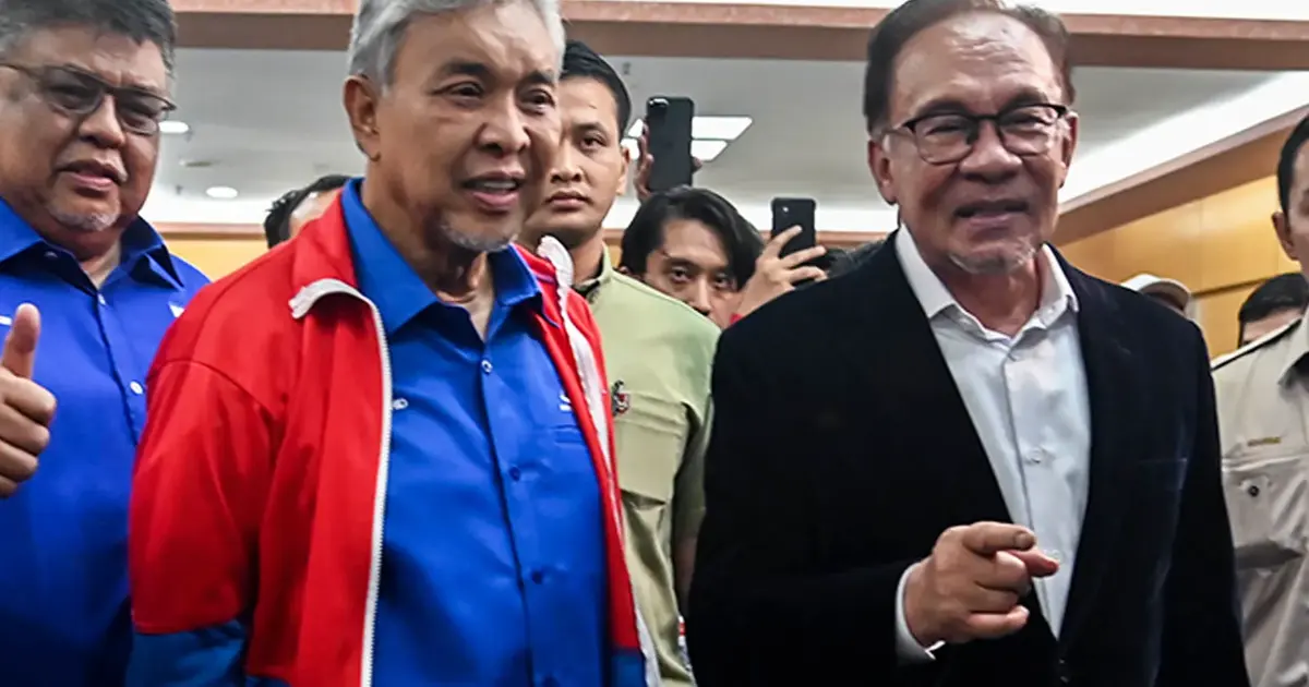 Coalition Trust Fractures as Anwar, Zahid Tensions Peak Over Negeri Sembilan Alliance