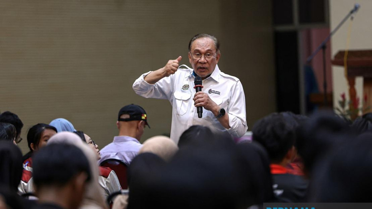 Merit and Need-Based Approach for Matriculation Intake Balances Excellence with Equity, Says PM Anwar