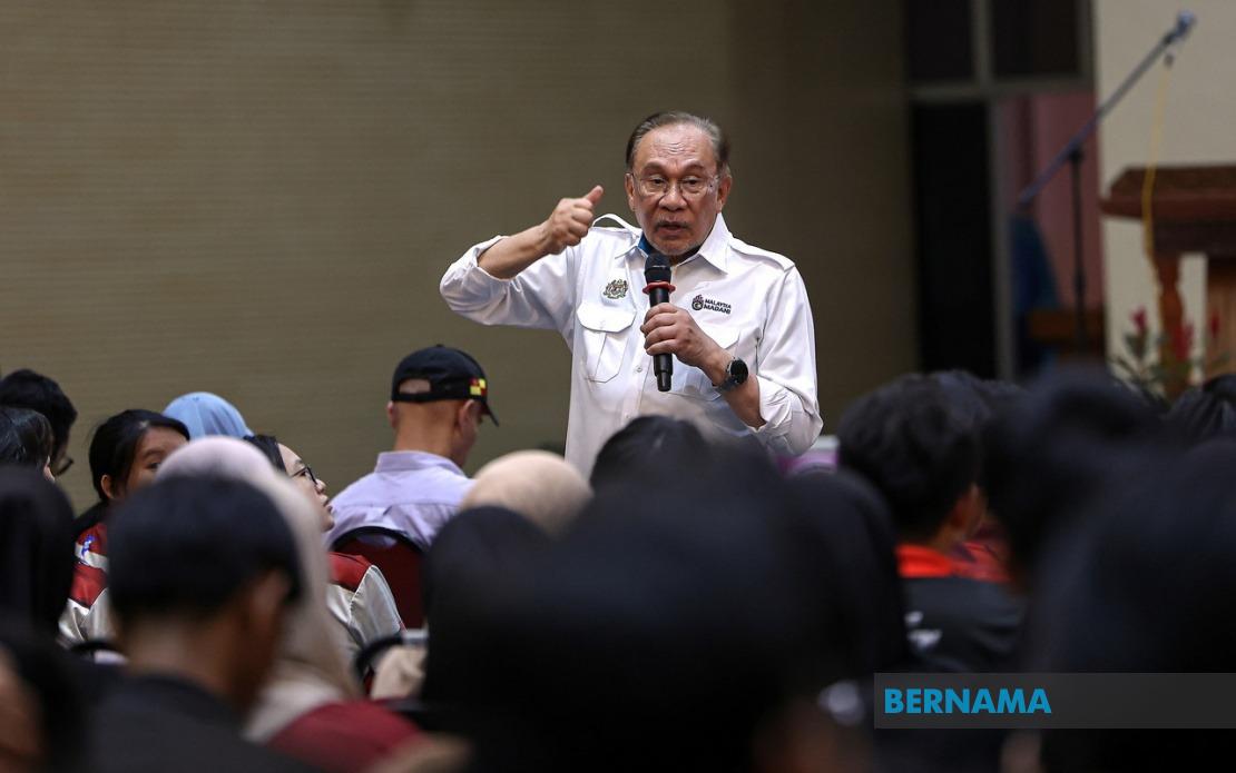 Merit and Need-Based Approach for Matriculation Intake Balances Excellence with Equity, Says PM Anwar