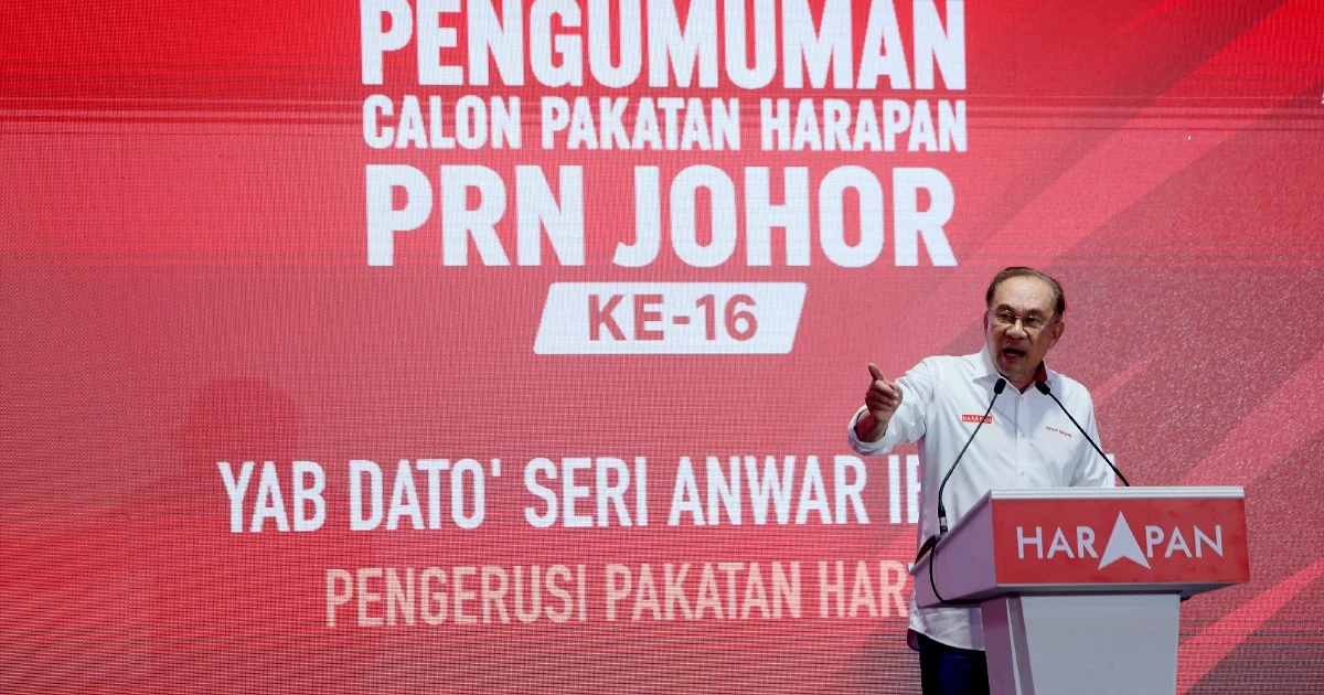 Anwar Pushes Johor Officials to Scrutinise Previous Governments Over Revenue Distribution Claims