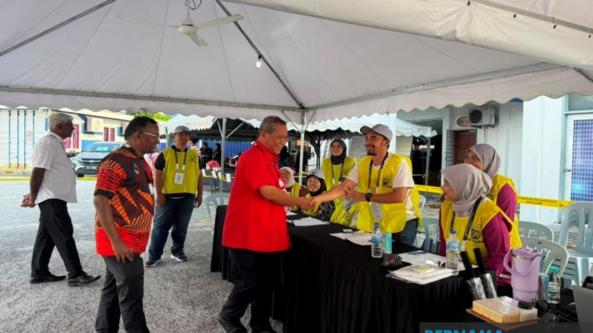 Negeri Sembilan Election: Candidates Monitor Early Voting as Process Unfolds Smoothly