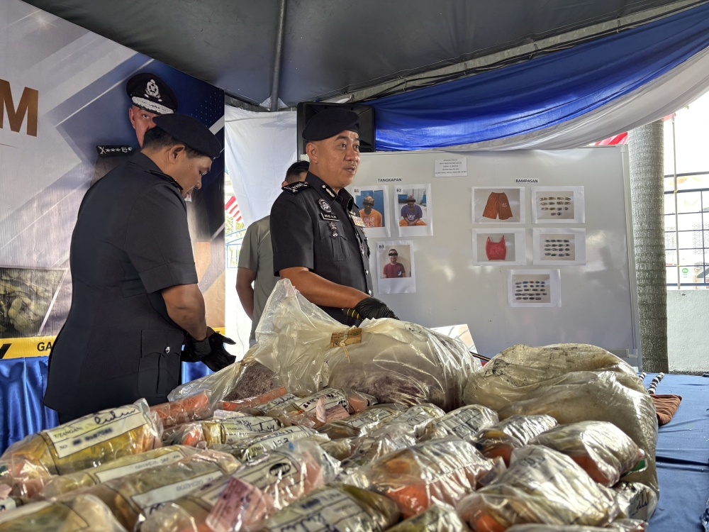 Police Constable Arrested After RM18,534 Drug Cache Discovered in Lumut Police Cell