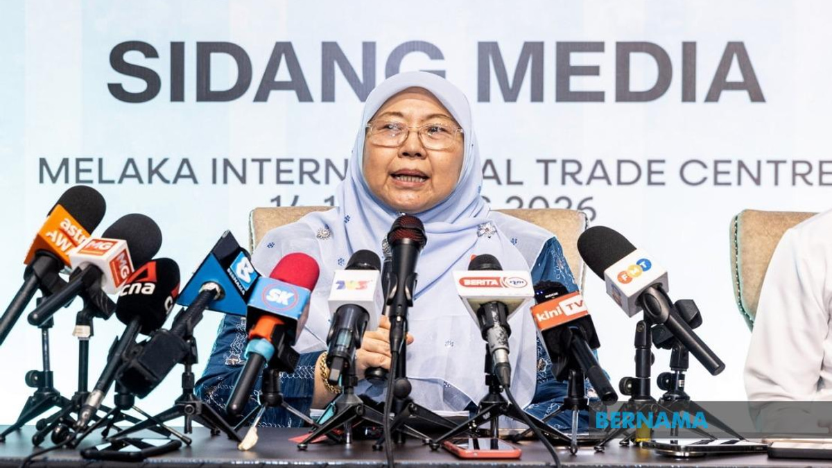 PKR Sets No Deadline for Nurul Izzah's Study Leave, Open to Her Return