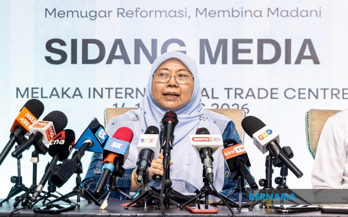 PKR Sets No Deadline for Nurul Izzah's Study Leave, Open to Her Return