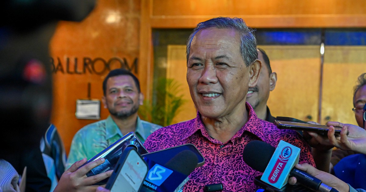 Flood mitigation efforts underway in Linggi, Aminuddin urges focus on solutions over politics