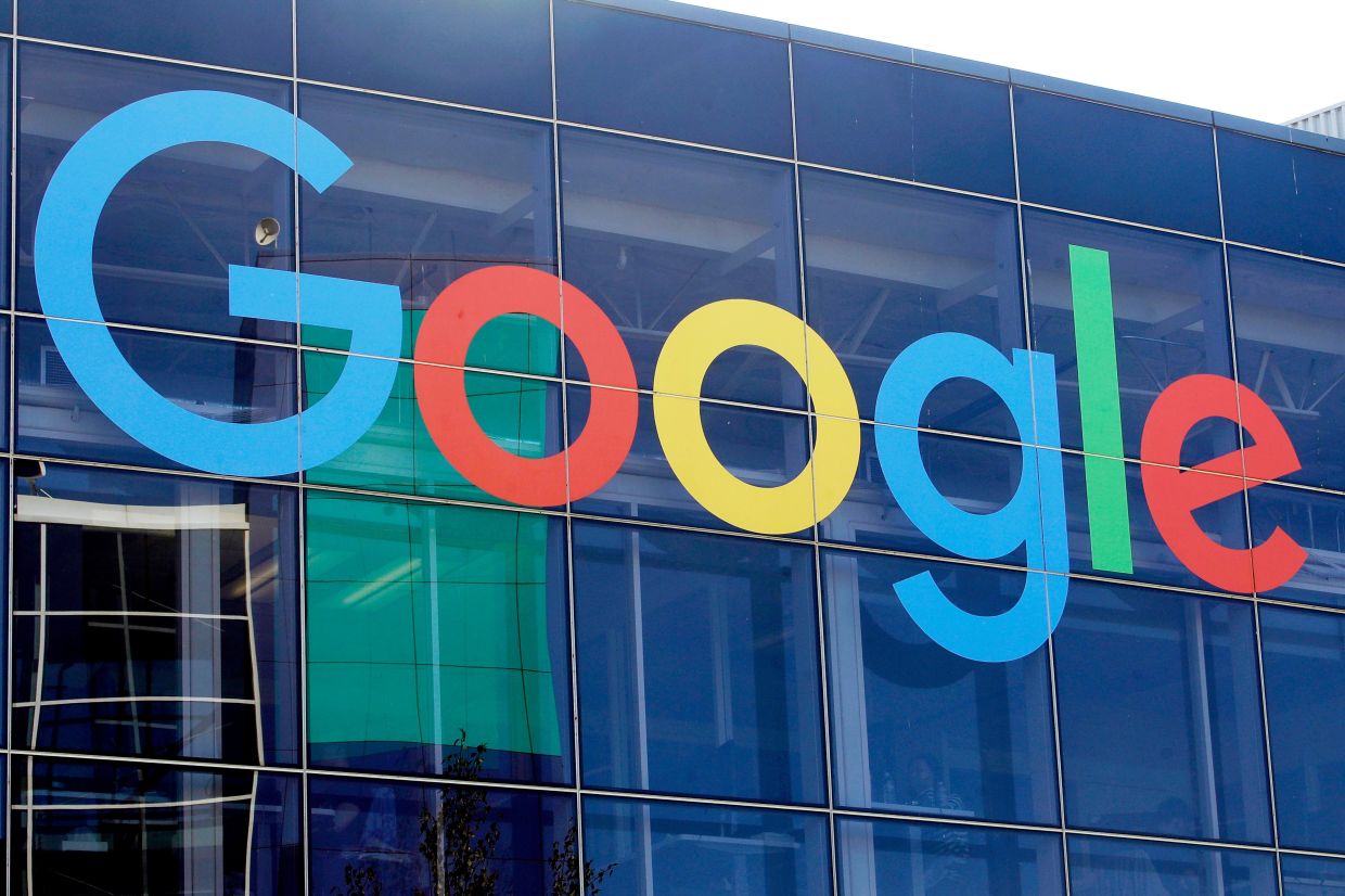 Google Maps Reflects Trump's Lake Ontario Rename, Deepening US-Canada Divide