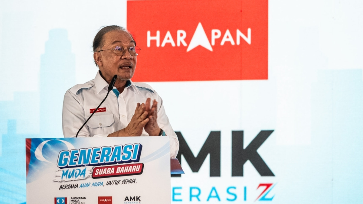 Anwar Signals Conditional Development Funding for Petaling Jaya and Subang Opposition MPs