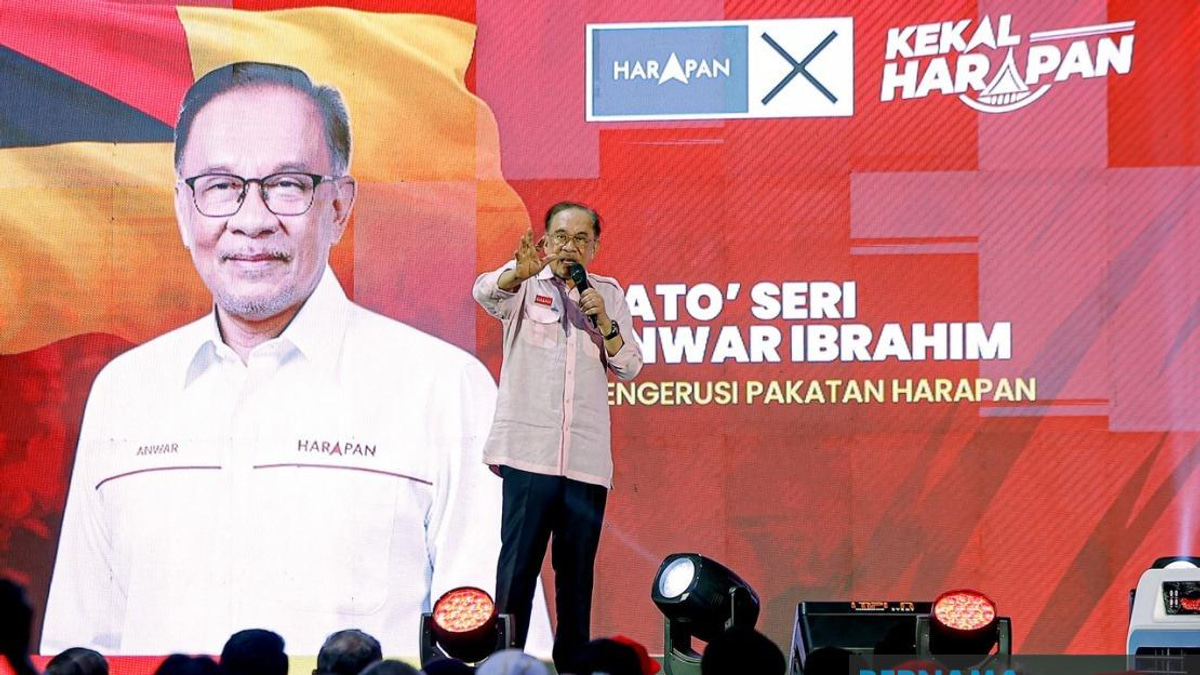 Unity Government Remains Stable at Federal Level, Says PM Anwar