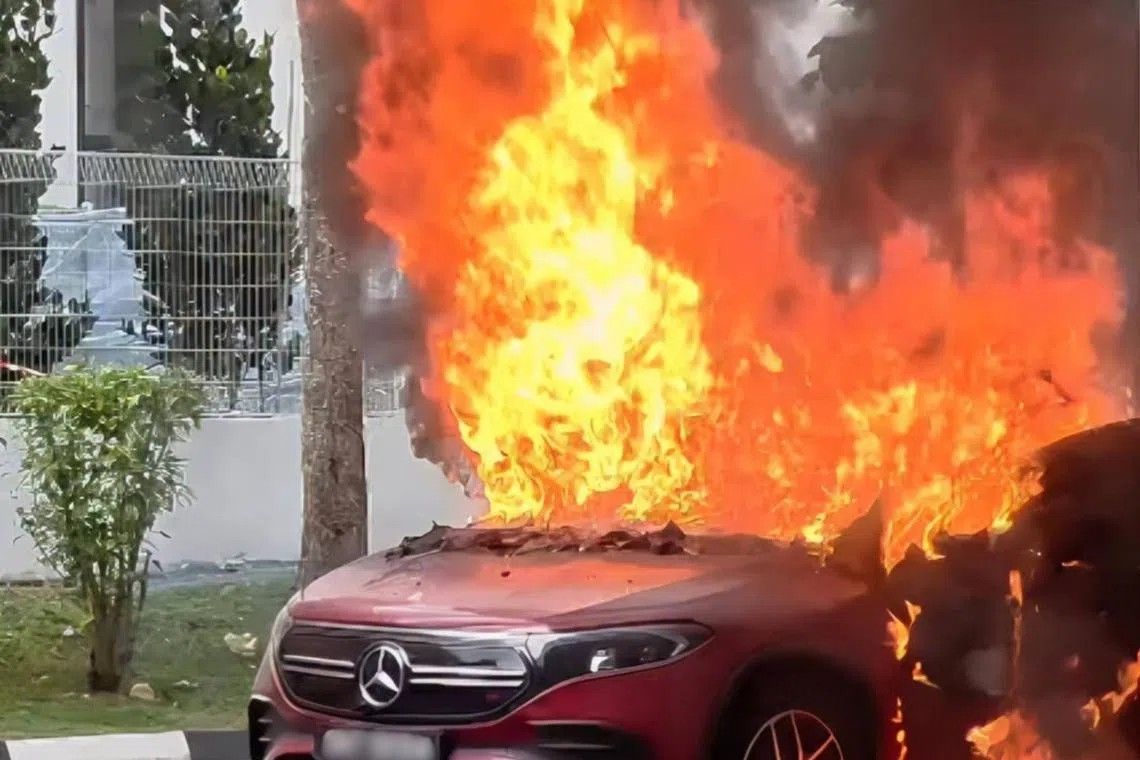Electric Vehicle Ignites at Woodlands HDB Carpark in Singapore; Battery Suspected as Source