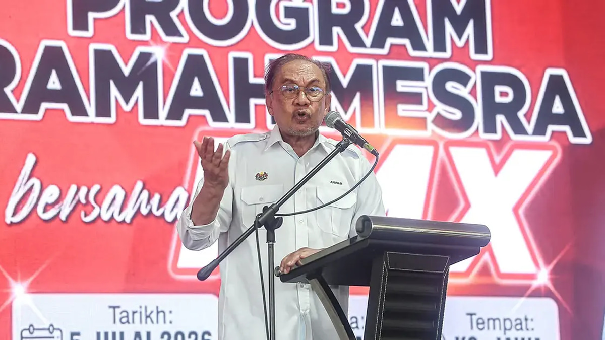 Anwar's Housing Plan: Civil Servants to Benefit as Government Unlocks Idle Land for 1,700 Johor Homes
