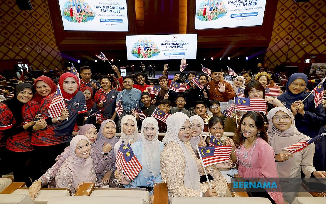 Six Economic Measures in National Day Address Target Working Malaysians and Small Businesses