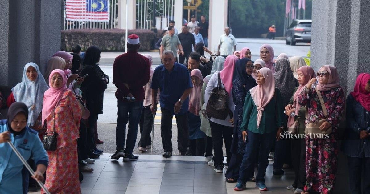 Security tightens at courthouse as former PM Ismail Sabri faces charges