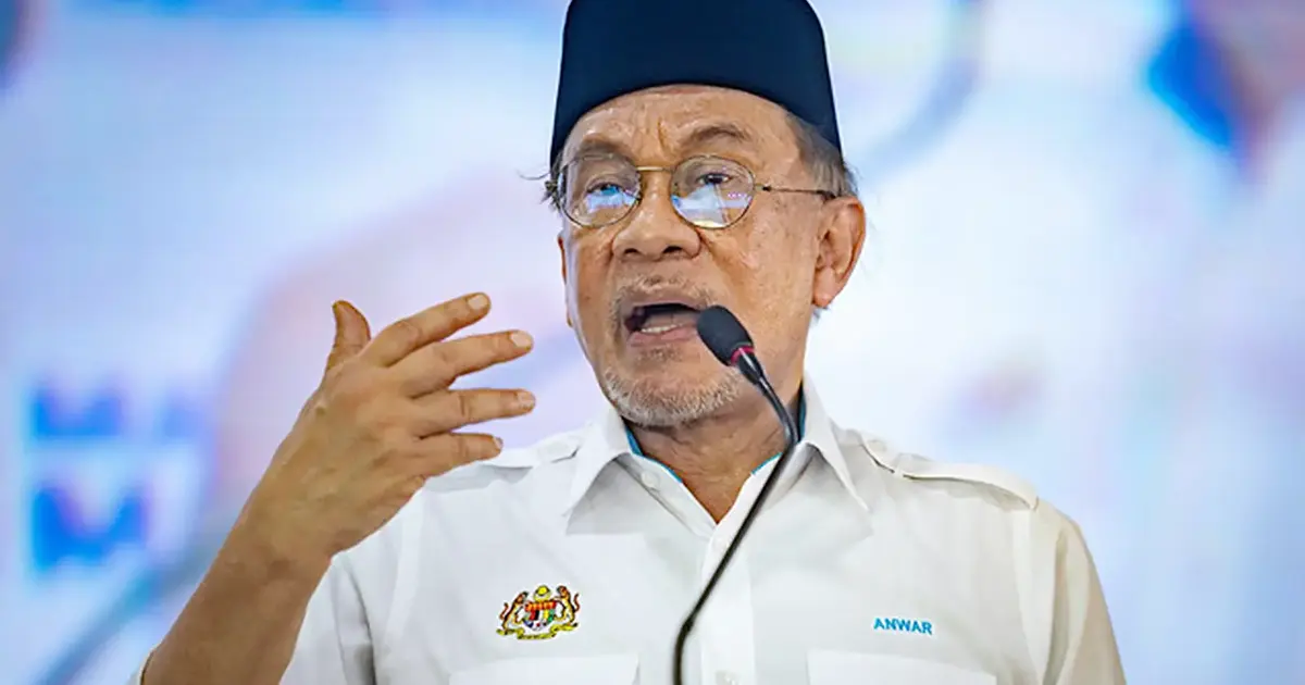 Anwar Warns Ministers Not to Attack Coalition Partners in State Elections
